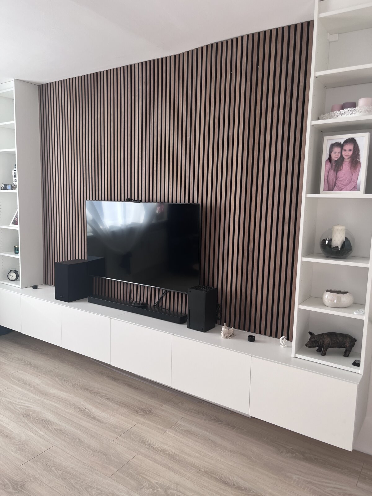 Svetlý 3-izbový byt s výhľadom na mesto.